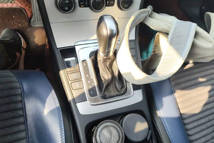 Used Volkswagen Magotan 2013 2.0 TSI Luxury Model