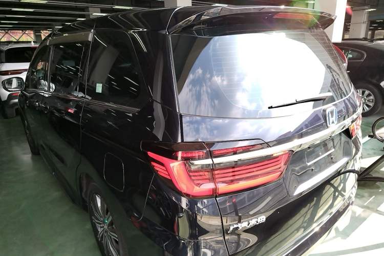 Used Honda Odyssey 2022 2.0L eHEV Sharp Enjoyment Edition
