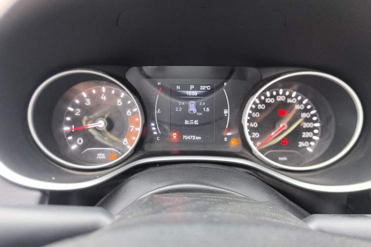 Used Jeep Compass 2017 200T Automatic Enjoyment Version
