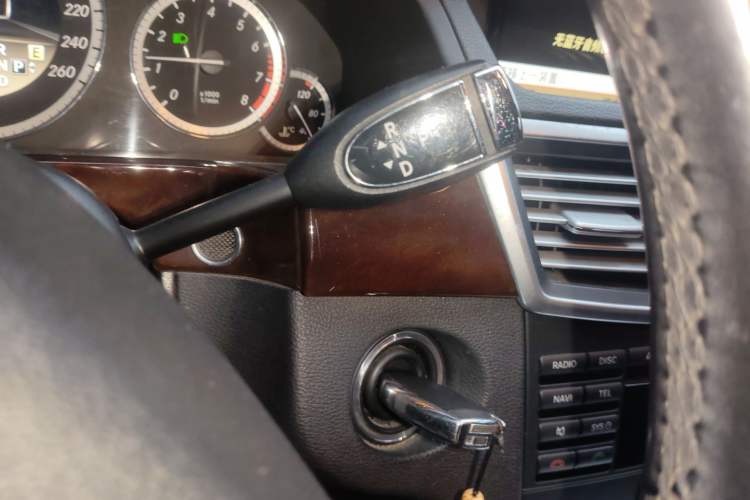 Used Mercedes-Benz E-Class 2012 E 200 L CGI Elegant Model Gear Lever