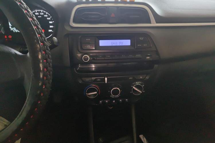 Used Hyundai Verna (older generation) 2017 1.4L Manual Refreshed Version China VI Standard