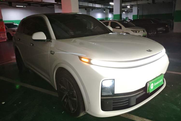 Used Li Auto L7 2023 Air model
