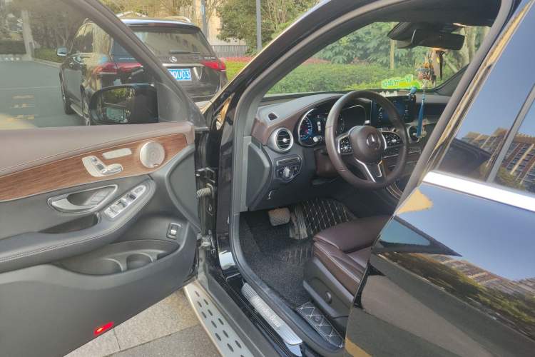 Used Mercedes-Benz GLC 2021 GLC 300 L 4MATIC Dynamic Model Driver Seat