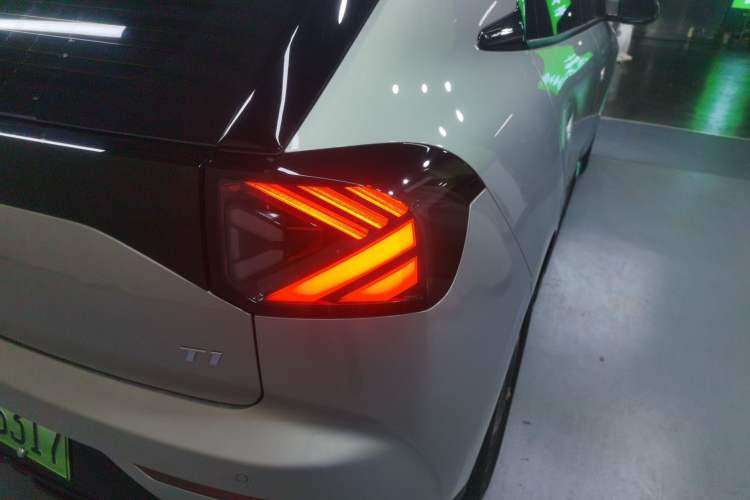 Used ARCFOX T1 2025 Model 425 PRO
