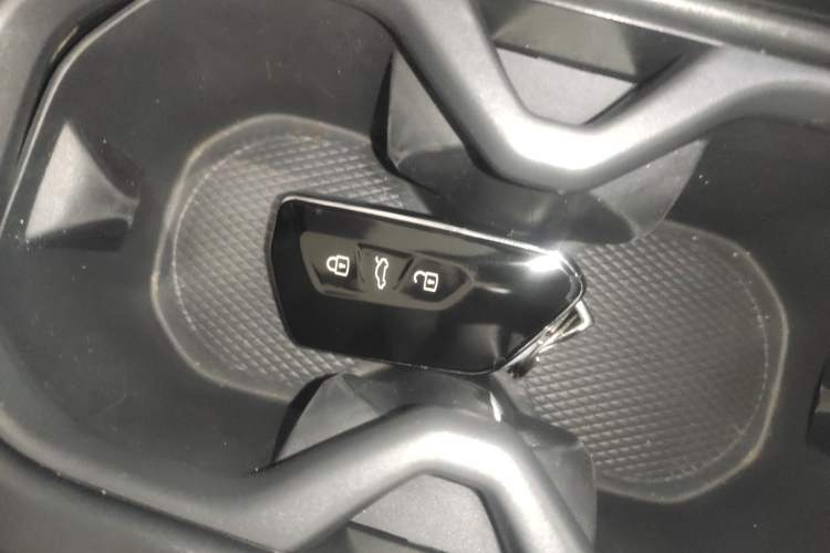 Used Volkswagen ID.7 VIZZION 2024 AIR model
