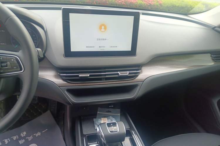 Used Hongqi E-QM5 2021 Online Booking Charging Basic Edition 5 Seats
