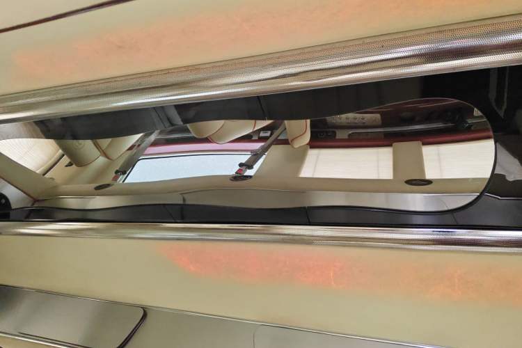 Used GMC SAVANA 2011 5.3L Business Star 7-seater
