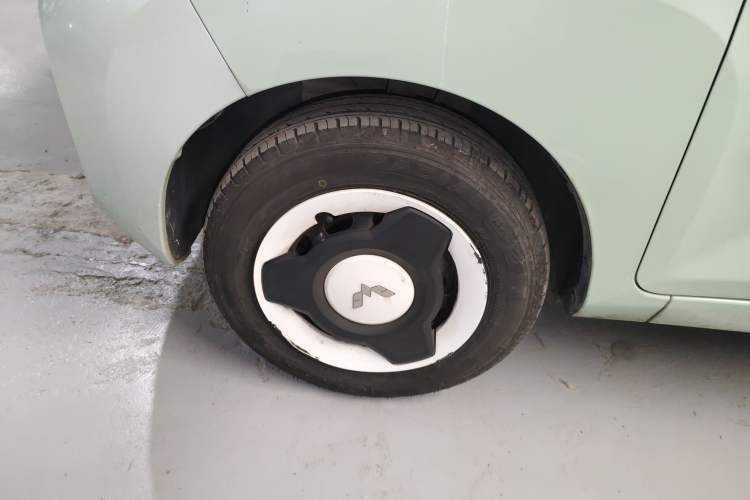 Used Wuling Hongguang MINIEV 2021 Macaron Premium Model – Lithium Iron Phosphate