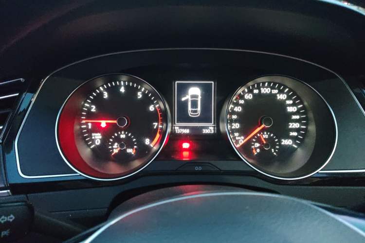 Used Volkswagen Magotan 2019 330TSI DSG Luxury Version China VI Standard Instrument Cluster