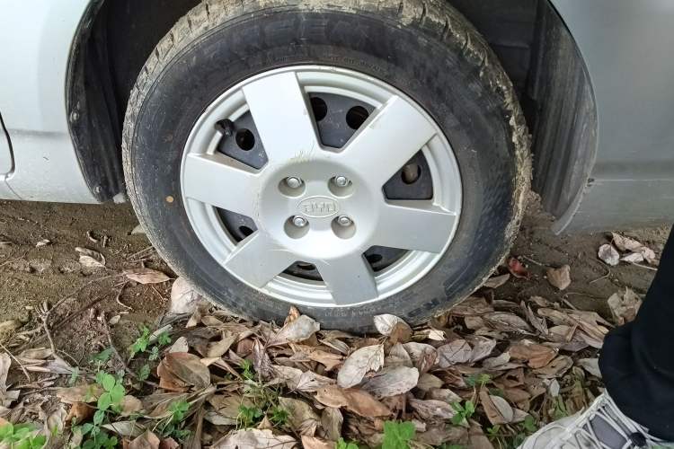 Used BYD F3 2012 Energy-Saving Edition 1.5L Manual Standard Model
