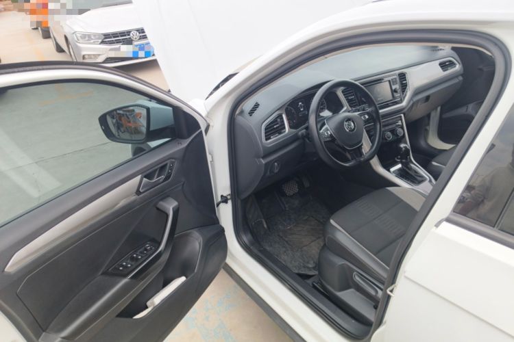 Used Volkswagen T-ROC 2020 230TSI DSG Two-Wheel Drive Advanced Version Driver Seat