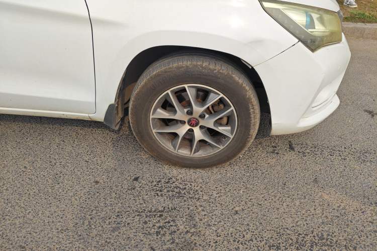 Used BYD Song 2016 GaiShi Edition 1.5TI Manual Elite Model