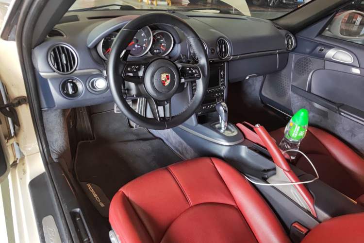 Used Porsche Boxster 2009 Boxster 2.9L
