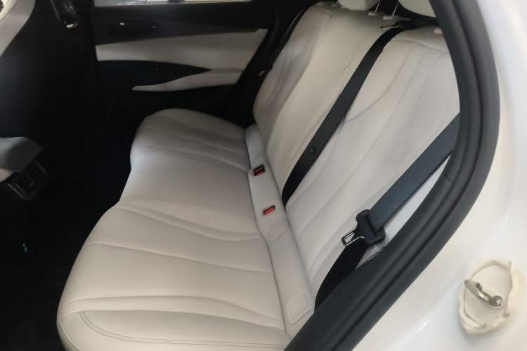 Used BYD Seal 06 New Energy 2024 DM-i 80KM Luxury Model