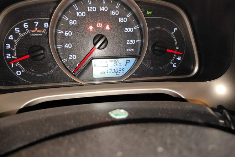 Used Toyota RAV4 2015 2.0L CVT Two-Wheel Drive Fashion Edition