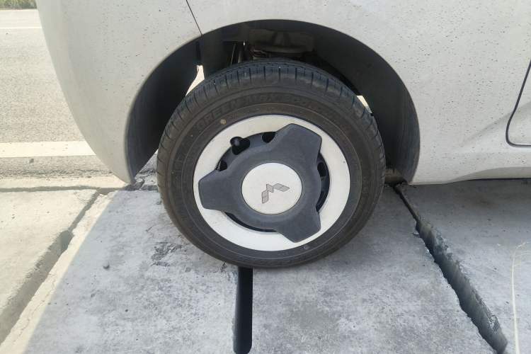 Used Wuling Hongguang MINIEV 2024 3rd Generation 215km Youth Edition