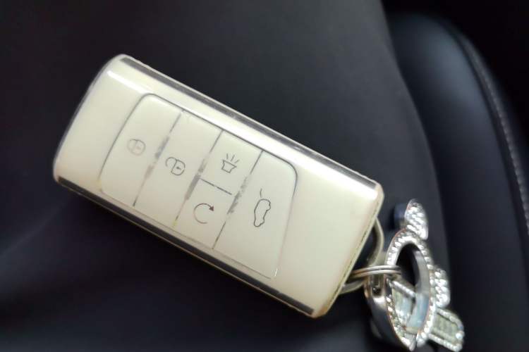 Used GAC Trumpchi GS4 2022 270T Automatic Smart Drive Navigation Edition Vehicle Key