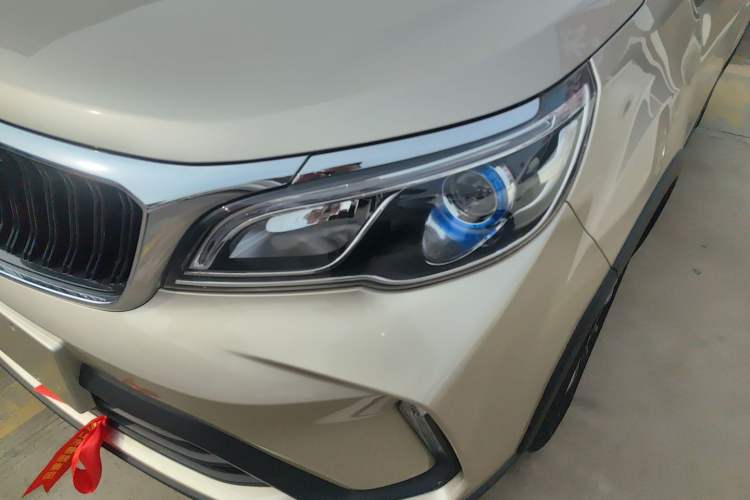 Used Geely Auto Vision X3 2021 PRO 1.5L CVT Deluxe Model Left Front Headlight