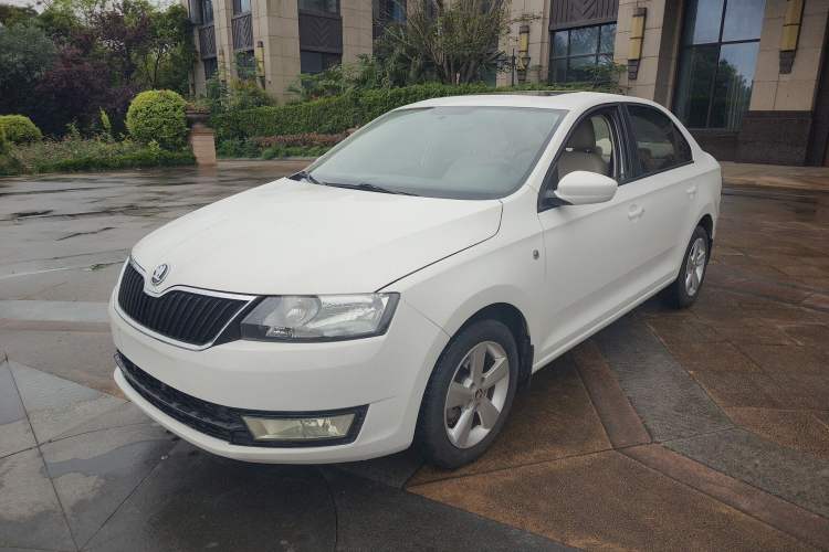 Used Skoda Rapid 2013 1.6L Automatic Smart Selection Model