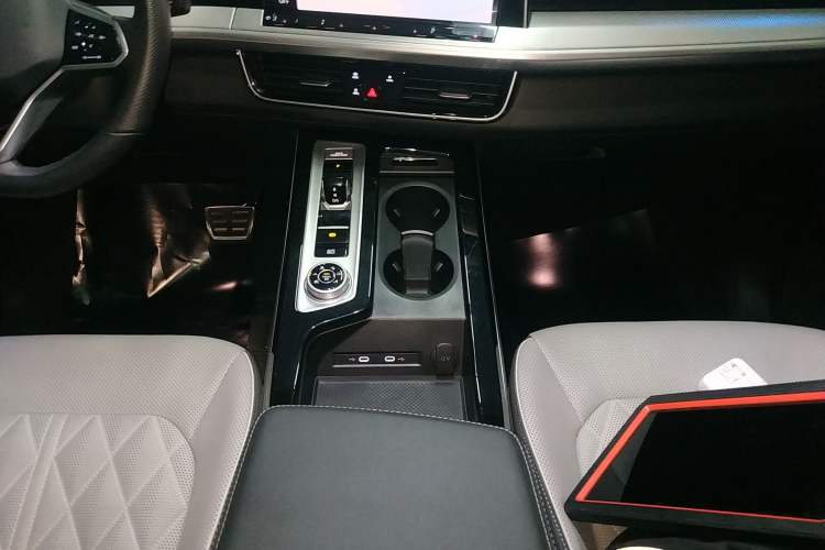 Used Volkswagen Tavendor 2023 380TSI Four-Wheel Drive R-Line Cruise Edition Gear Lever