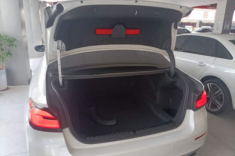 Used BMW 5 Series 2022 Restyled 525Li Luxury Package Trunk