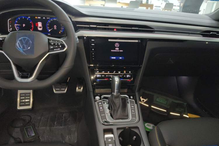 Used Volkswagen FAW-Volkswagen CC 2025 380TSI Striking All-Inclusive Edition Audio And AC Panel