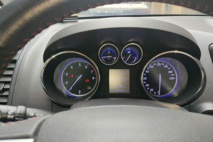 Used CHANGAN CS35 2016 1.6L Automatic Luxury Model China IV Standard