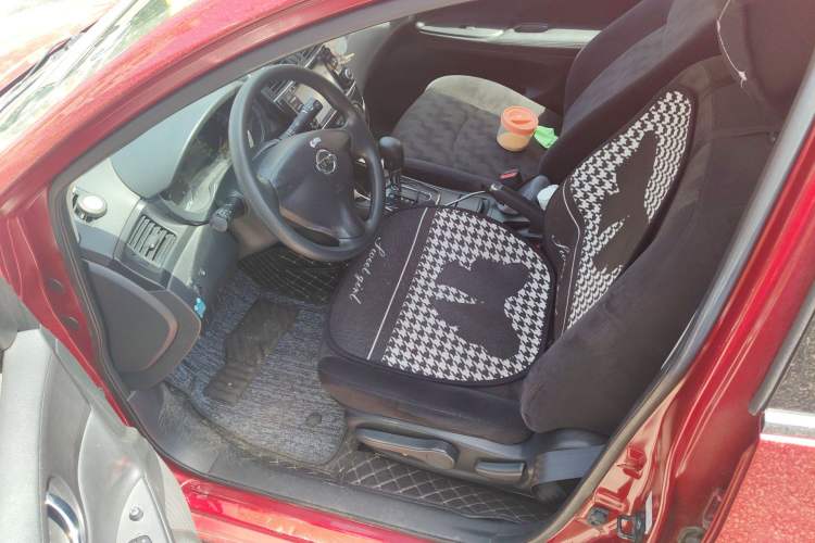 Used Nissan Tiida 2011 1.6L CVT Comfort Model