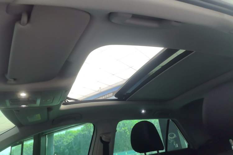 Used Volkswagen T-ROC 2022 280TSI DSG Two-Wheel Drive Elite PLUS
