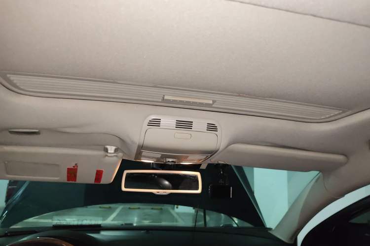 Used Volkswagen Magotan 2013 1.8TSI Prestige Model Headliner