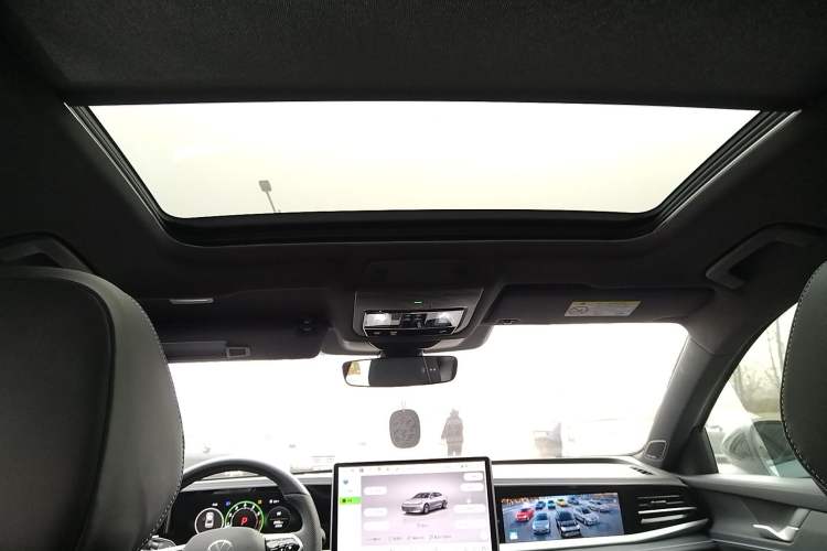 Used Volkswagen Passat 2025 Pro 380TSI Starry Dragon Luxury Edition