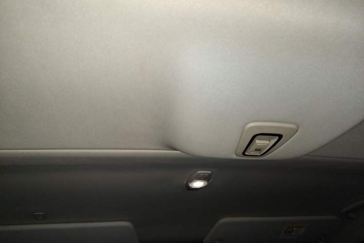 Used Ford Tourneo Custom 2017 2.0T Automatic Elite Version Headliner