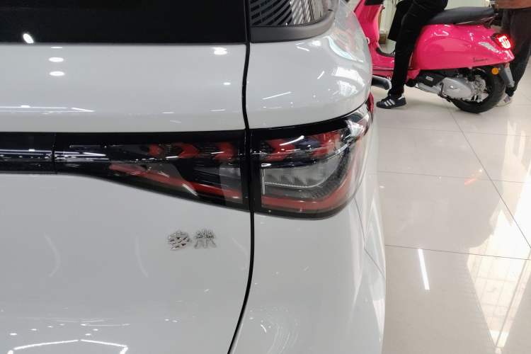 Used Chery QQ Domi 2025 Model 305km Comfort Edition Right Rear Taillight