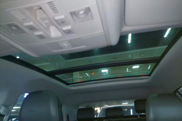 Used Volkswagen Tacqua 2021 1.5L Automatic Yue Zhi Lian Edition Headliner