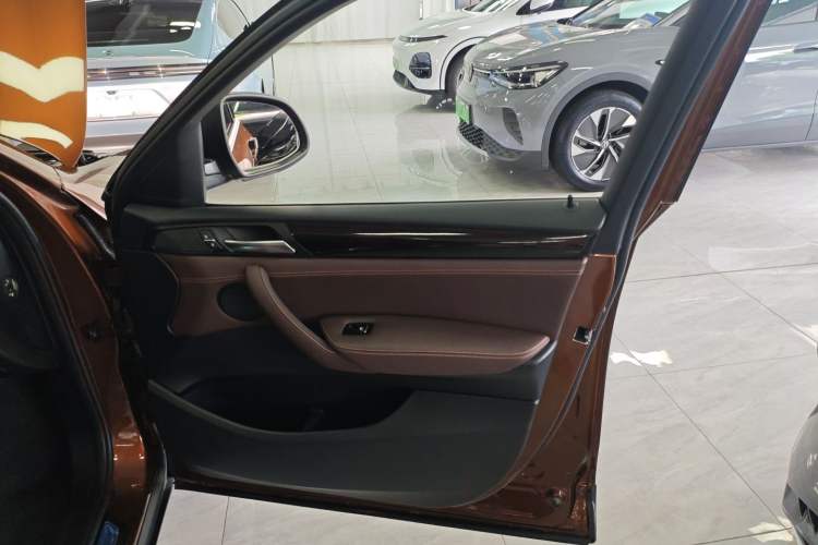 Used BMW X4 2014 xDrive20i X Design Package
