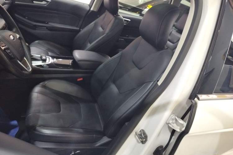 Used Ford Edge 2018 EcoBoost 245 Four-Wheel Drive Titanium 7-Seater