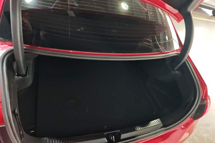 Used Mercedes-Benz A-Class 2020 Restyled A 200 L Sport Sedan Fashion Version
