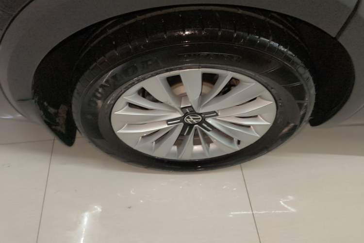 Used Volkswagen Viloran 2024 330TSI Business Edition Right Rear Wheel Hub