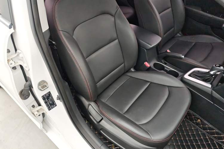 Used Hyundai Elantra (6th Generation / Lingdong) 2016 1.6L Automatic ZhiXuan – Elite Version