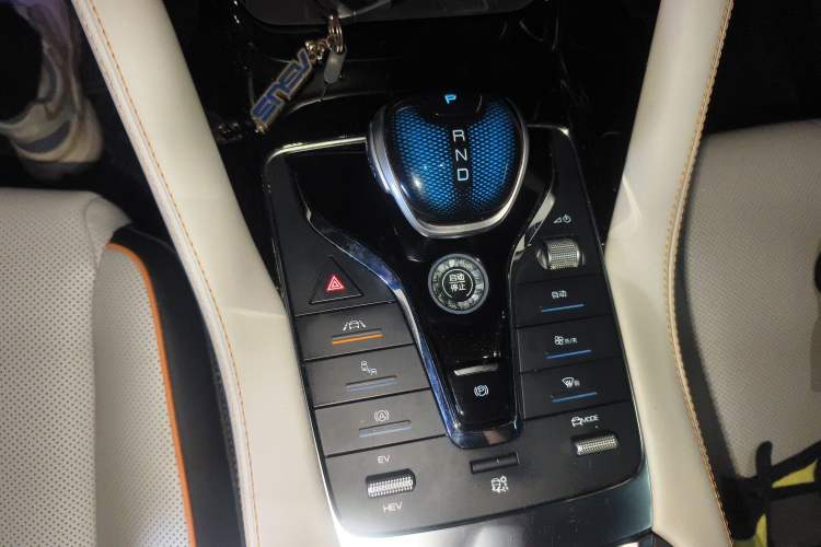 Used BYD Song PLUS New Energy 2021 DM-i 110KM Flagship PLUS Gear Lever