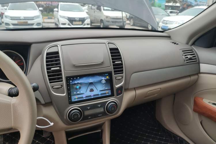 Used Nissan Sylphy 2012 Classic 1.6XE Manual Comfort Edition
