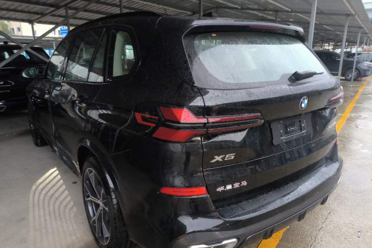 Used BMW X5 2026 Model, xDrive 30Li Prestige M Sport Night Package
