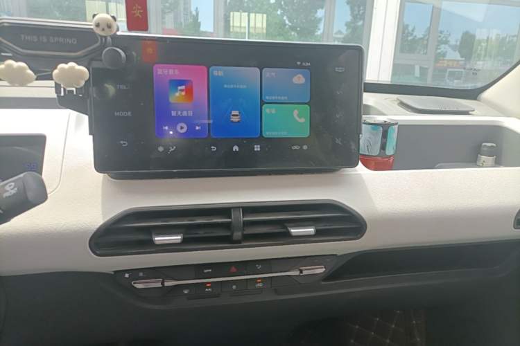 Used Geely Galaxy Panda 2023 Panda Mini 120km Asian Games Edition
