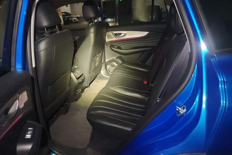 Used Roewe RX5 MAX 2021 Supreme Series 300TGI Automatic Smart Cabin Prestige Edition Left Rear Seat