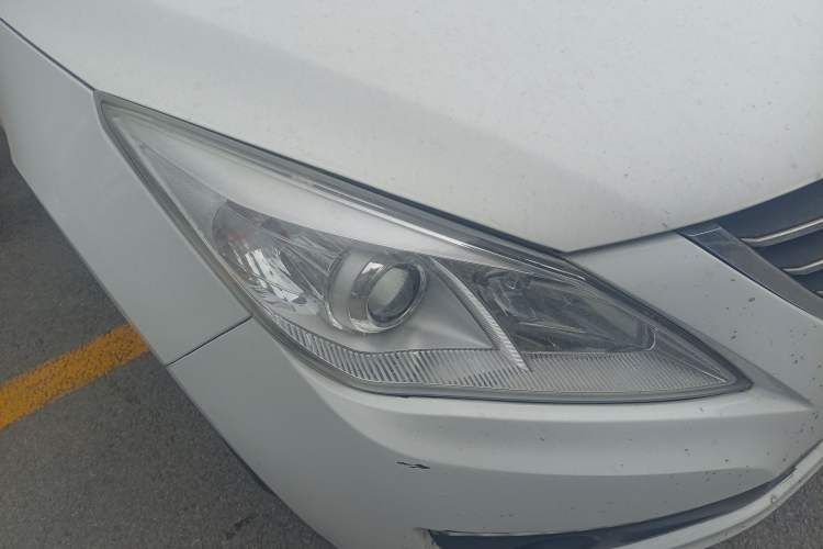 Used FORTHING Joyear S50 2014 1.6L CVT Luxury Model Right Front Headlight