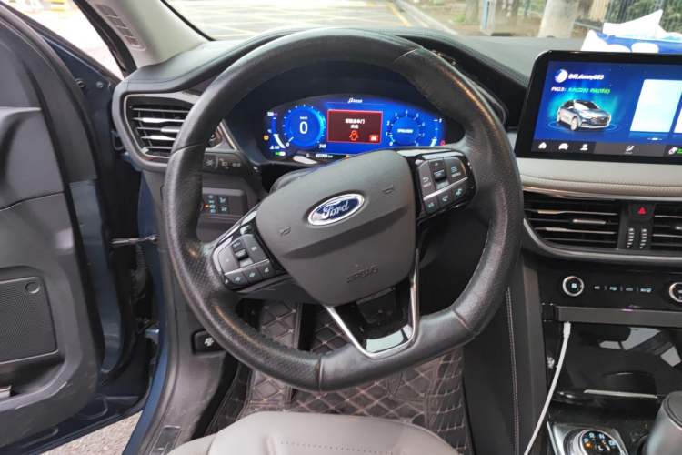 Used Ford Escape 2020 EcoBoost 245 Four-Wheel Drive Luxury Edition