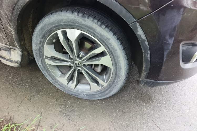 Used Luxgen U6 SUV 2015 1.8T Enhanced Charm Edition Right Front Wheel Hub