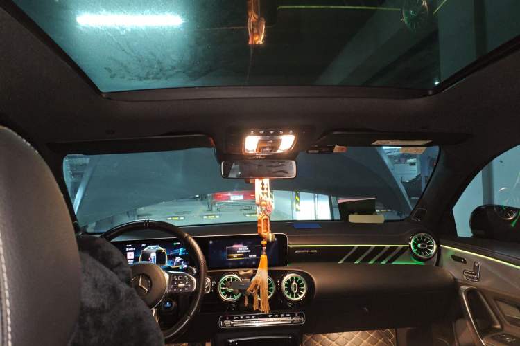 Used Mercedes-Benz A AMG 2020 AMG A 35 L 4MATIC
