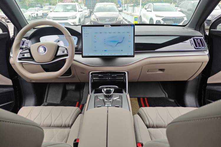 Used BYD Tang New Energy 2025 Intelligent Driving Version DM-i 115KM Flagship Edition Center Console