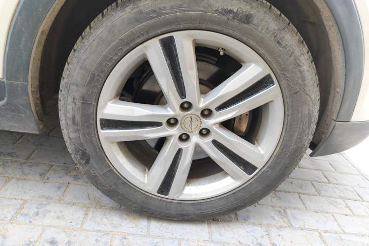 Used Zotye T700 2017 1.8T Manual Luxury Model
